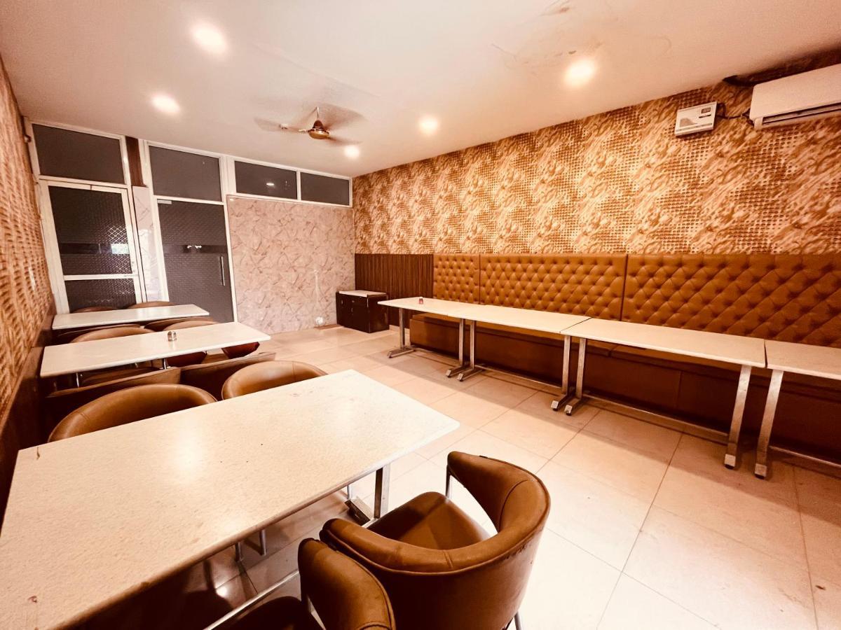 Hotel Pearl Grand, Zirakpur - Top Rated & Most Awarded Property In Tricity Chandīgarh Dış mekan fotoğraf