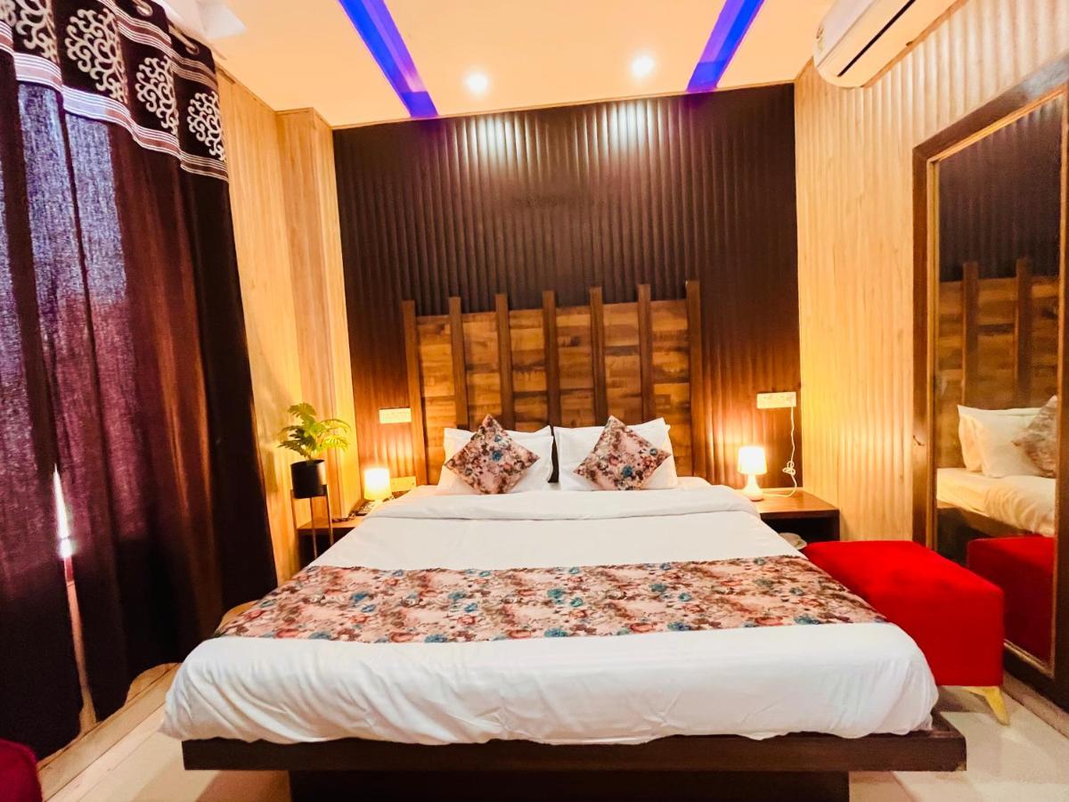 Hotel Pearl Grand, Zirakpur - Top Rated & Most Awarded Property In Tricity Chandīgarh Dış mekan fotoğraf